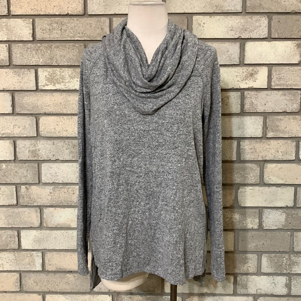 3for$20 light sweater small